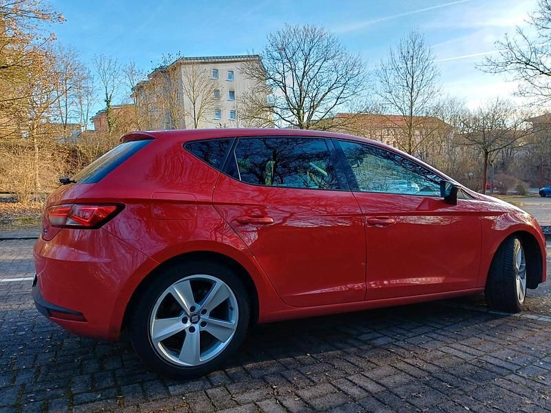 Gebraucht Seat Leon FR 150 PS (110 kW) 2014 Rot Limousine