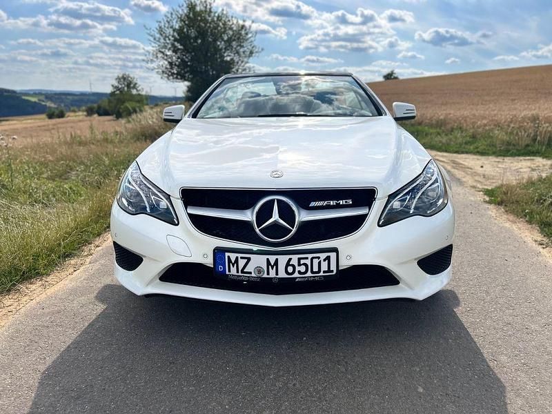 Weiß Gebraucht 2014 Mercedes E200 Cabrio | 18.999 € (Etwas zu teuer) - Bild 1/4