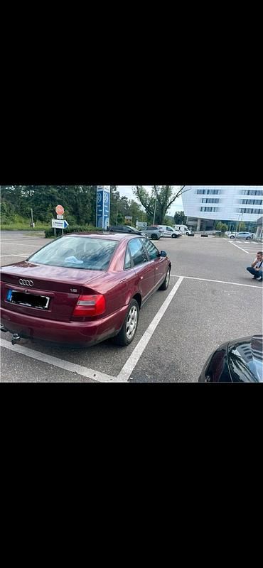 Rot Gebraucht 1998 Audi A4 Limousine | 500 € (Superpreis) - Bild 1/4