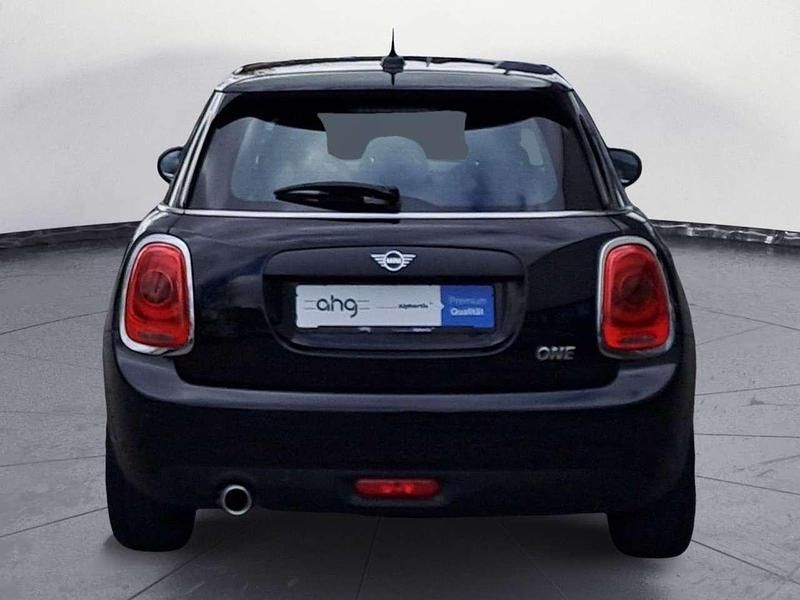 Second-hand Mini ONE 102 CP (75 kW) 2020 Negru Hatchback