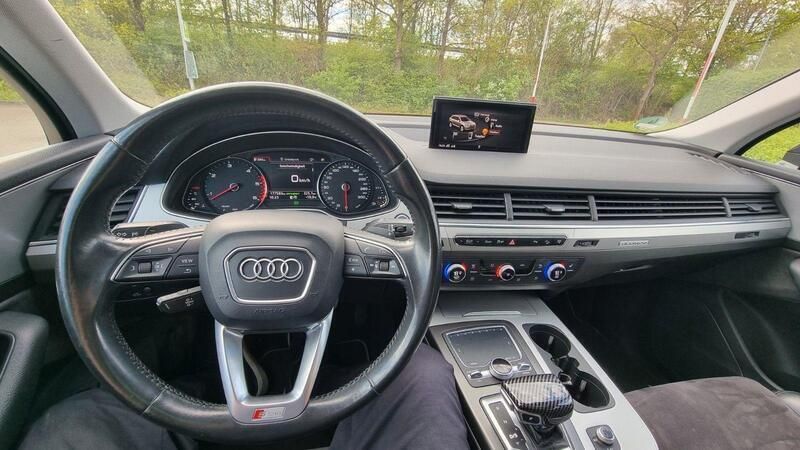 Schwarz Gebraucht 2016 Audi Q7 Ambiente SUV | 26.500 € (Superpreis) - Bild 1/4
