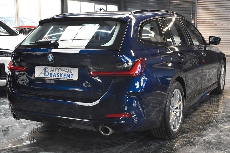 Gebraucht BMW 320 190 PS (139 kW) 2022 Blau Kombi