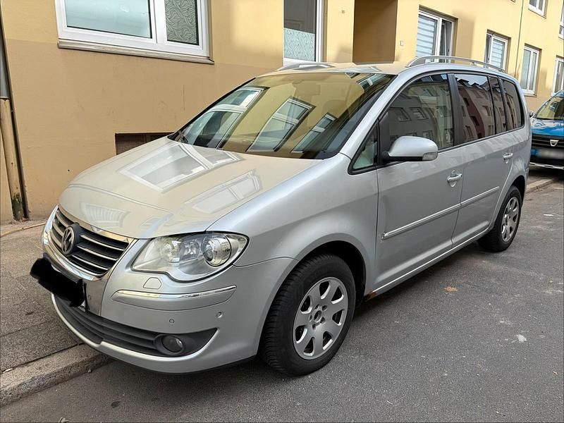 Gebraucht VW Touran 140 PS (102 kW) 2007 Silber Van / Kleinbus
