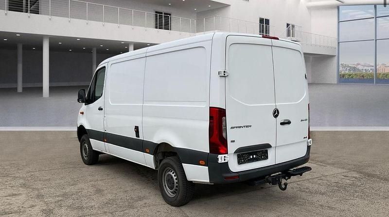 Gebraucht Mercedes Sprinter 143 PS (105 kW) 2020 Weiß Van