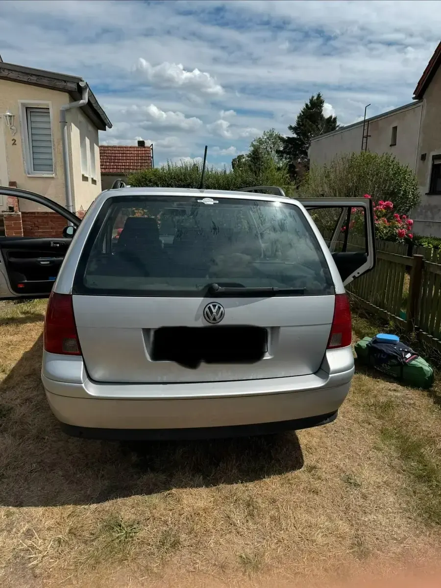Gebraucht VW Golf IV 131 PS (96 kW) 2005 Silber Kombi