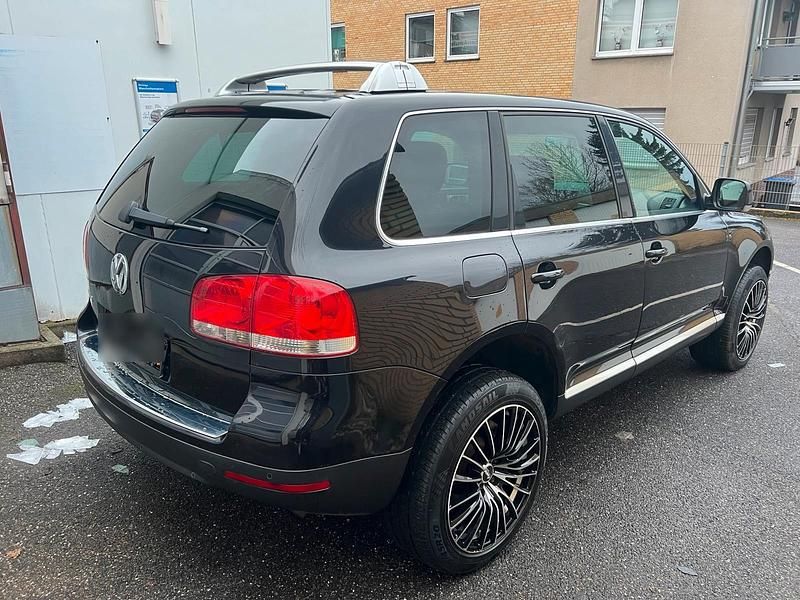 Gebraucht VW Touareg 220 PS (161 kW) 2003 Schwarz SUV