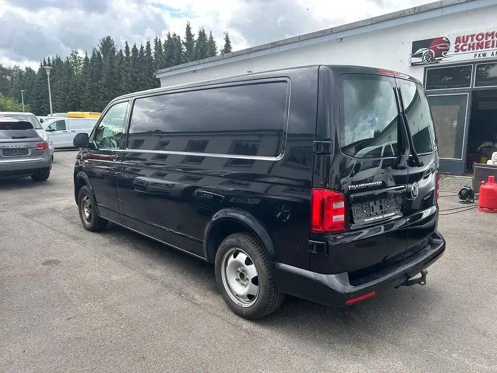 Gebraucht VW T6 179 PS (131 kW) 2016 Schwarz Van