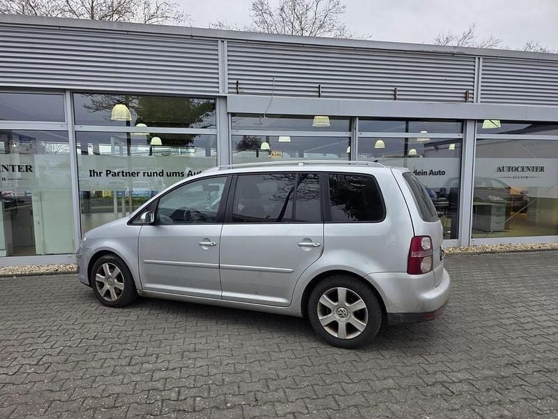 Gebraucht VW Touran Highline 140 PS (102 kW) 2007 Silber Van / Kleinbus