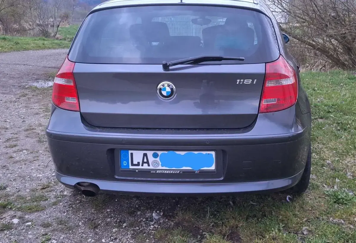 Gebraucht BMW 118 143 PS (105 kW) 2008 Grau Kleinwagen