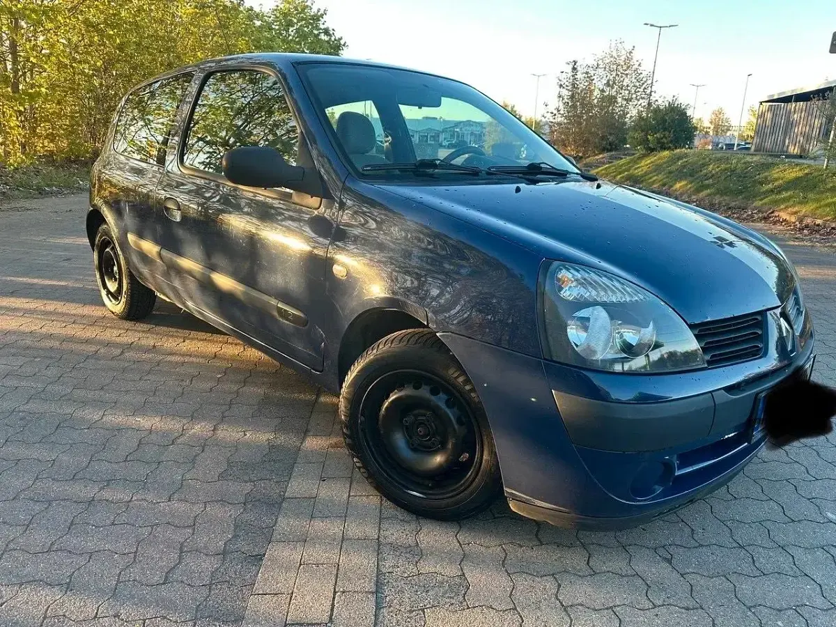 Brugt Renault Clio II 58 HK (42 kW) 2005 Blå Hatchback