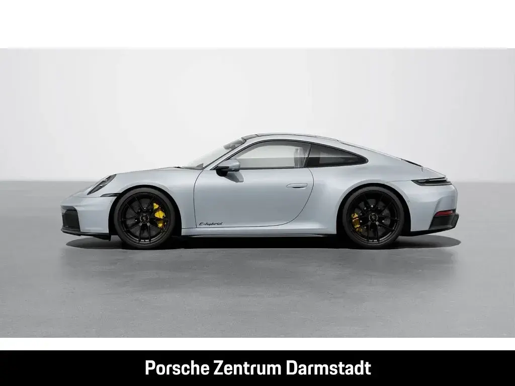 Gebraucht Porsche 992 541 PS (397 kW) 2025 Grau Coupé