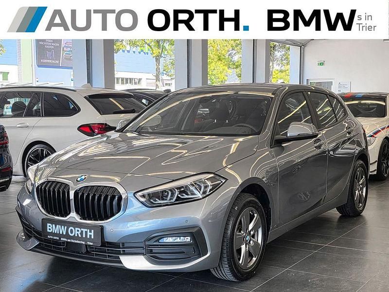 Skyscraper grau Gebraucht 2022 BMW 118 Kleinwagen | 23.900 € (Fairer Preis) - Bild 1/4