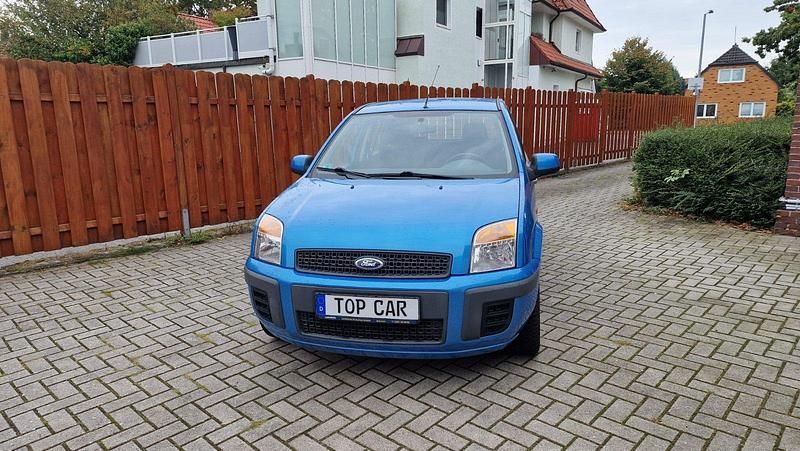 Blau Gebraucht 2011 Ford Fusion Ambiente Kleinwagen | 3.999 € (Etwas zu teuer) - Bild 1/4