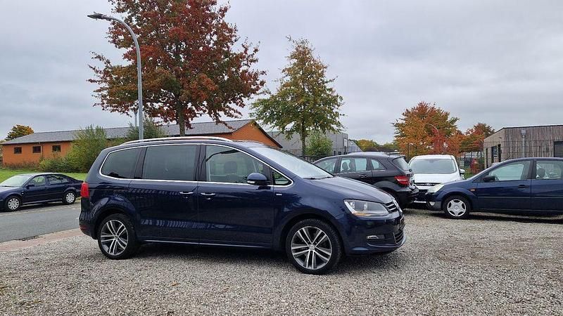 Gebraucht VW Sharan Life 140 PS (102 kW) 2014 Blau Van / Kleinbus