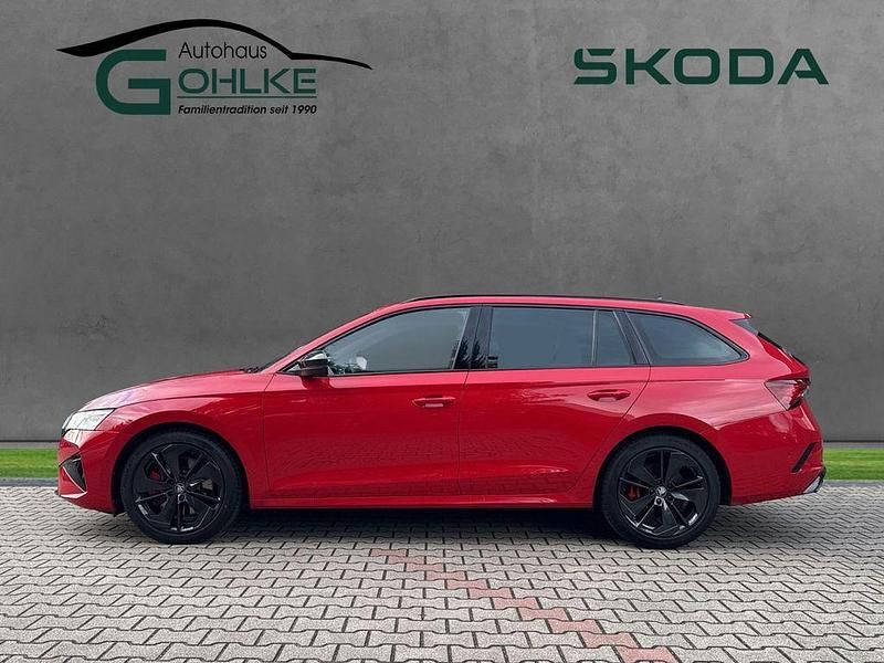 Gebraucht Skoda Octavia RS 265 PS (194 kW) 2025 Rot Kombi