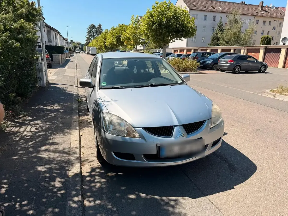 Gebraucht Mitsubishi Lancer 98 PS (72 kW) 2005 Silber Kombi