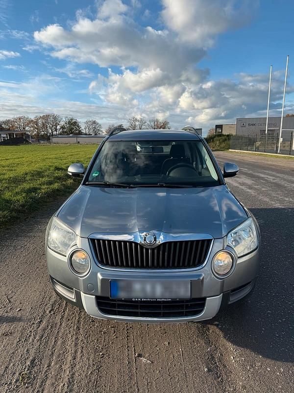 Gebraucht Skoda Yeti 105 PS (77 kW) 2009 Grau SUV