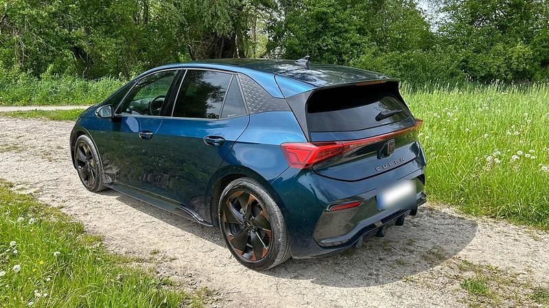 Gebraucht Cupra Born 150 kW (204 PS) 2022 Blau Kleinwagen