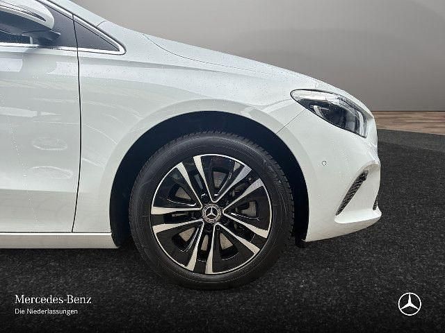 Gebraucht Mercedes B250e 218 PS (160 kW) 2023 Van / Kleinbus