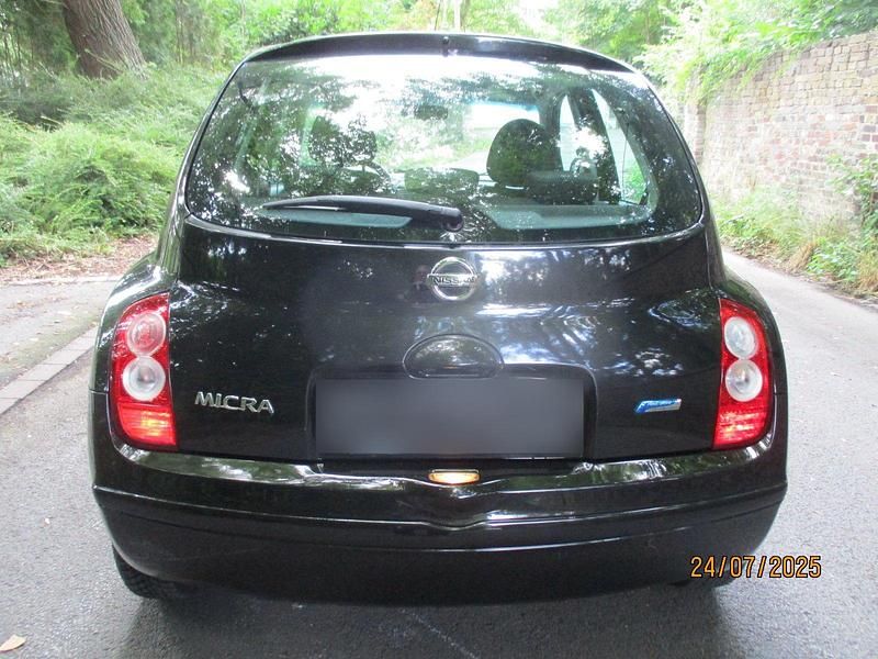 Gebraucht Nissan Micra 65 PS (47 kW) 2010 Schwarz Kleinwagen