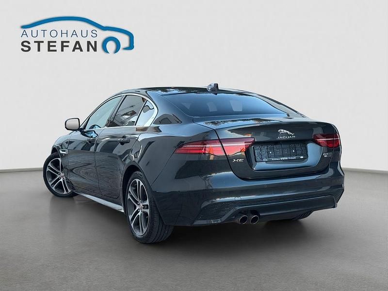 Gebraucht Jaguar XE R-Dynamic 179 PS (131 kW) 2019 Grau Limousine
