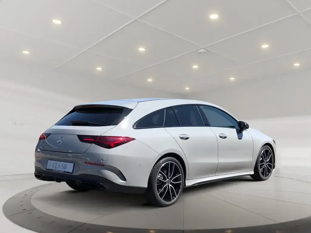 Gebraucht Mercedes CLA220 190 PS (139 kW) 2026 Manufaktur lack manufaktur alpingrau uni Kombi
