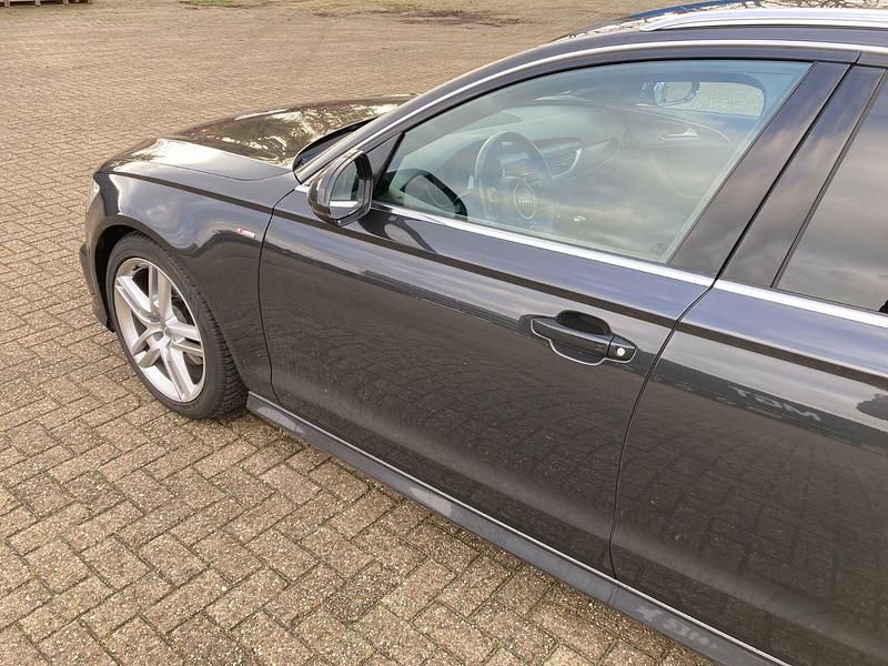 Gebraucht Audi A6 S-Line 190 PS (139 kW) 2016 Grau Kombi