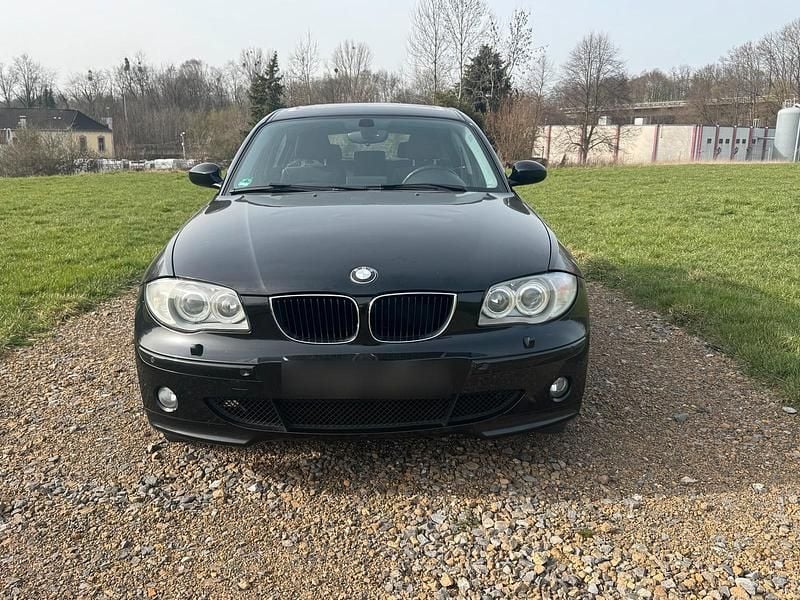 Gebraucht BMW 120 150 PS (110 kW) 2004 Schwarz Kleinwagen