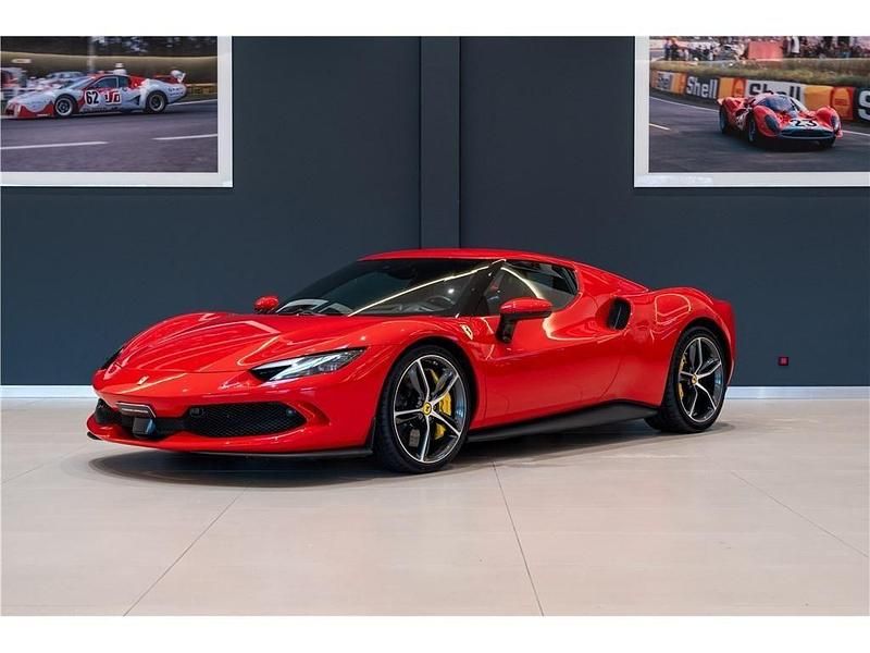 Gebraucht Ferrari 296 901 PS (662 kW) 2024 Gold