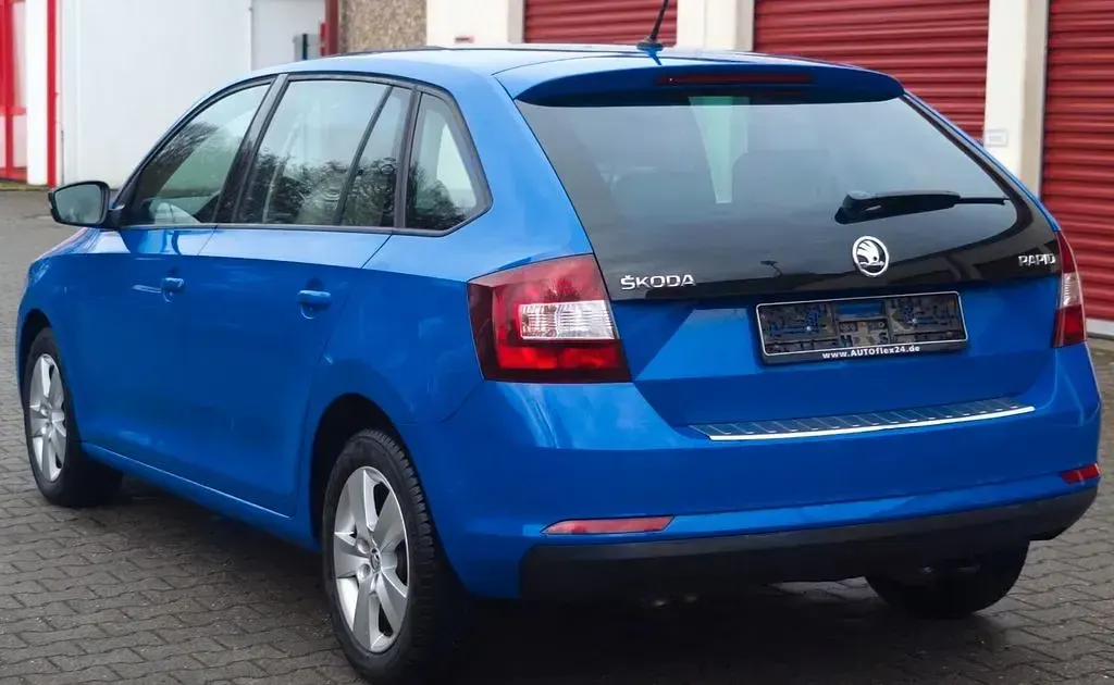 Gebraucht Skoda Rapid Style 125 PS (91 kW) 2018 Blau Kleinwagen