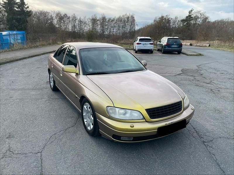 Gebraucht Opel Omega 144 PS (105 kW) 2000 Andere farben Limousine