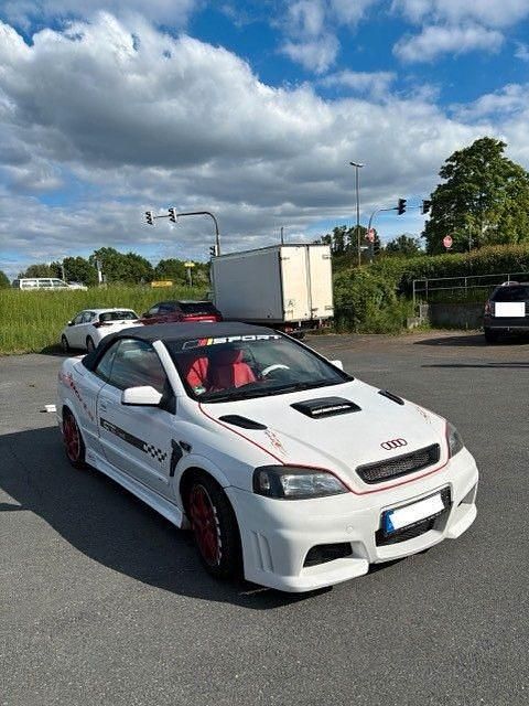 Gebraucht Opel Astra Cabriolet 125 PS (91 kW) 2001 Weiß Cabrio