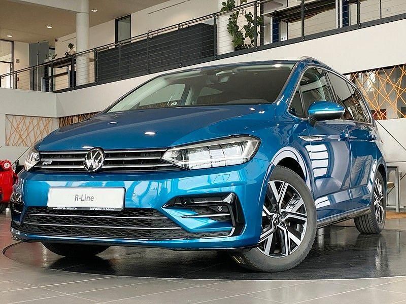 Gebraucht VW Touran Highline 150 PS (110 kW) 2020 Blau Van / Kleinbus