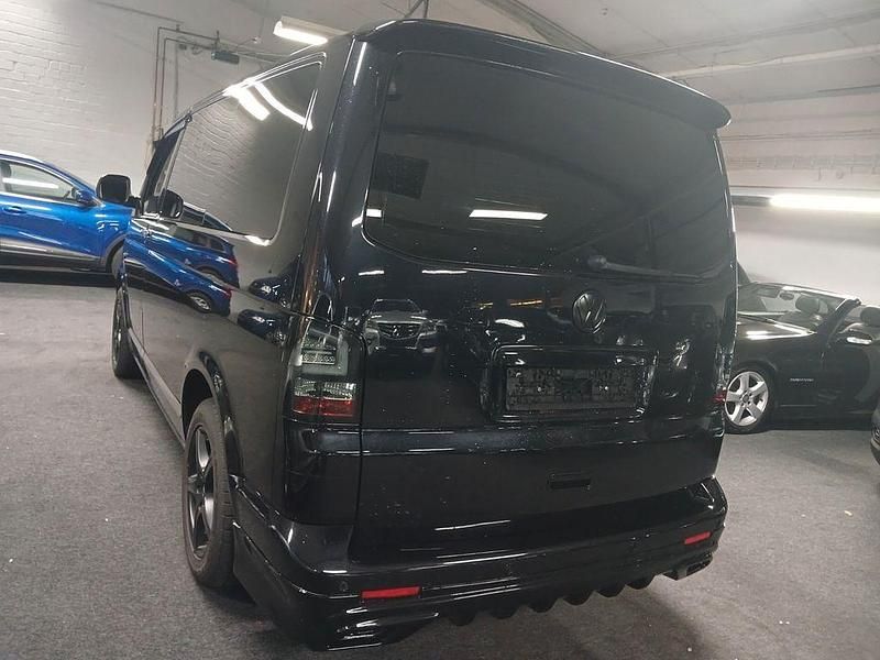 Gebraucht VW Multivan 179 PS (131 kW) 2012 Schwarz Van