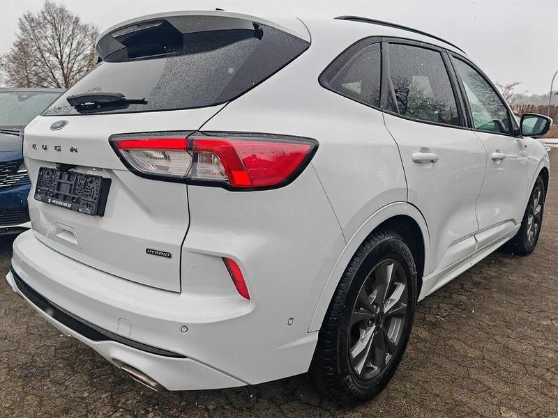 Gebraucht Ford Kuga ST-Line 190 PS (139 kW) 2023 Weiß SUV