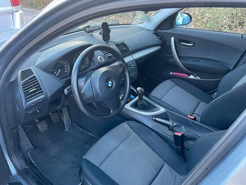 Gebraucht BMW 116 116 PS (85 kW) 2005 Grau Kleinwagen