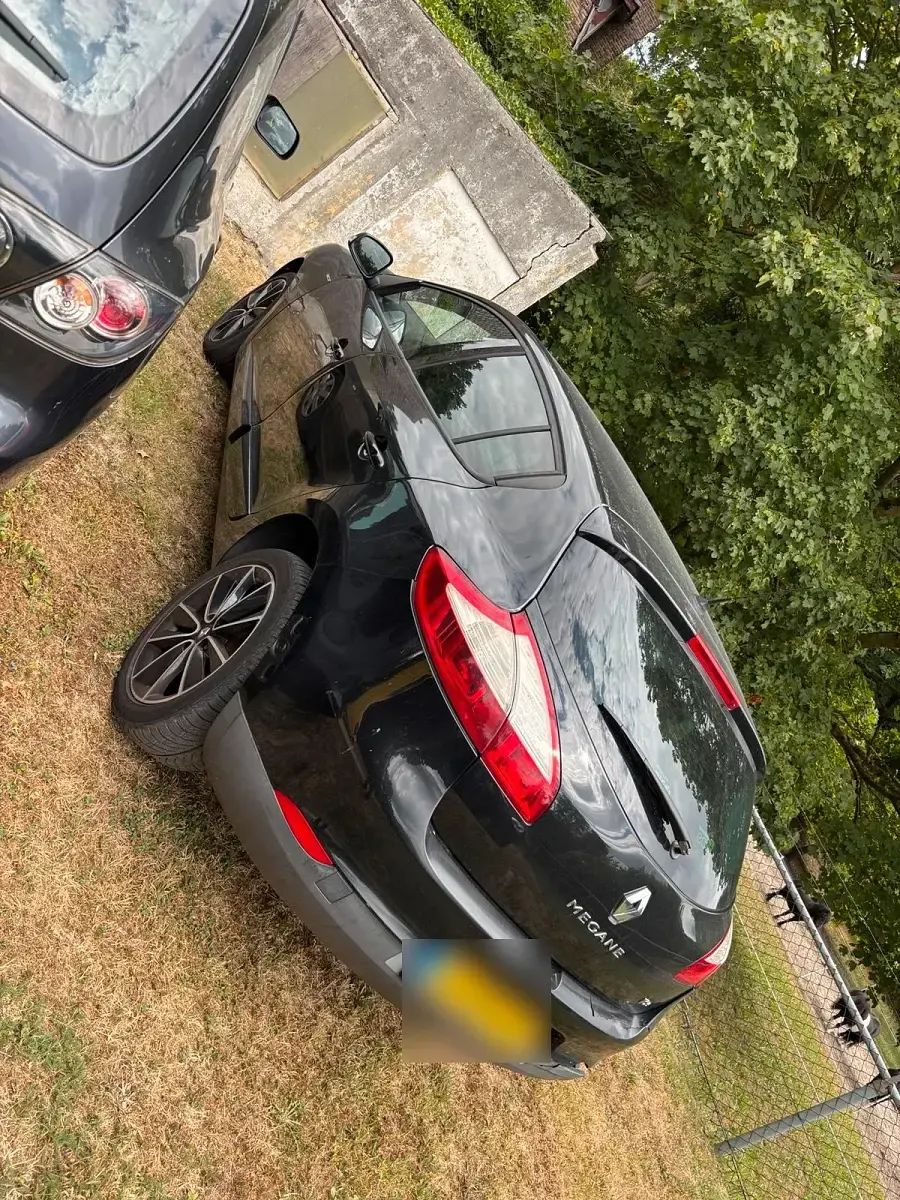 Gebraucht Renault Mégane III 116 PS (85 kW) 2012 Schwarz Kleinwagen