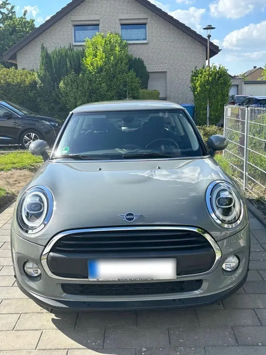 Gebraucht Mini ONE Chili 102 PS (75 kW) 2019 Grau Kleinwagen
