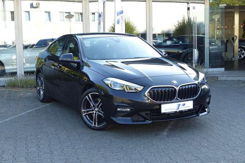 Black sapphire metallic Gebraucht 2020 BMW 218 Sport Line Coupé | 23.940 € (Fairer Preis) - Bild 1/4