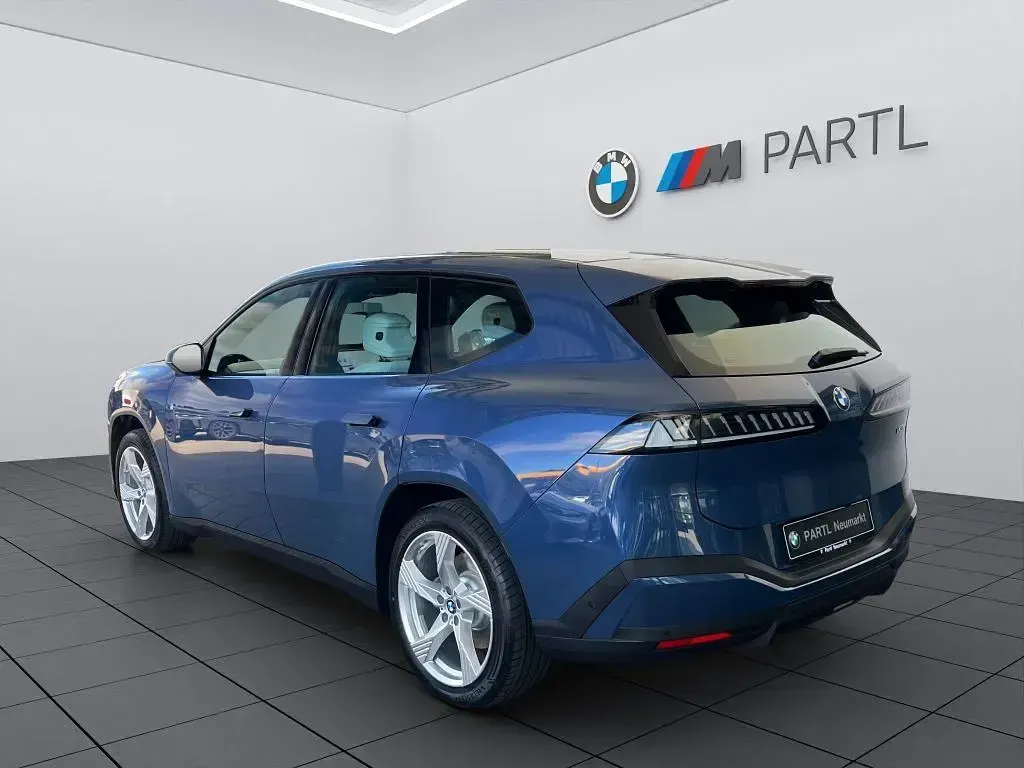 Gebraucht BMW iX3 344 kW (469 PS) 2026 Blau SUV