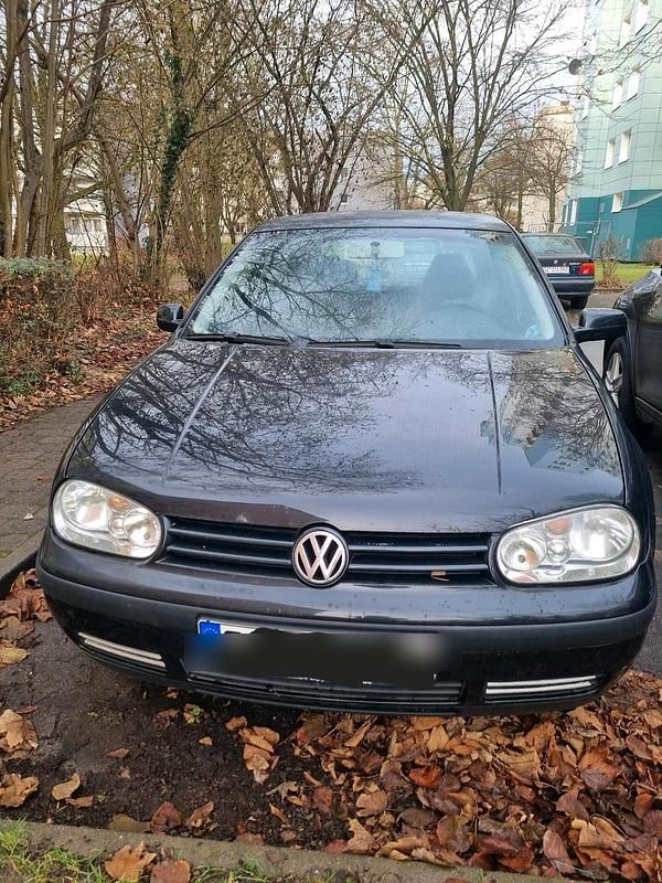 Schwarz Gebraucht 2003 VW Golf IV Kleinwagen | 1.799 € (Fairer Preis) - Bild 1/4