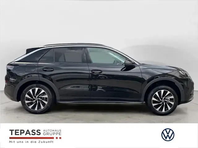 Neu VW T-Roc Active 116 PS (85 kW) 2026 Schwarz SUV