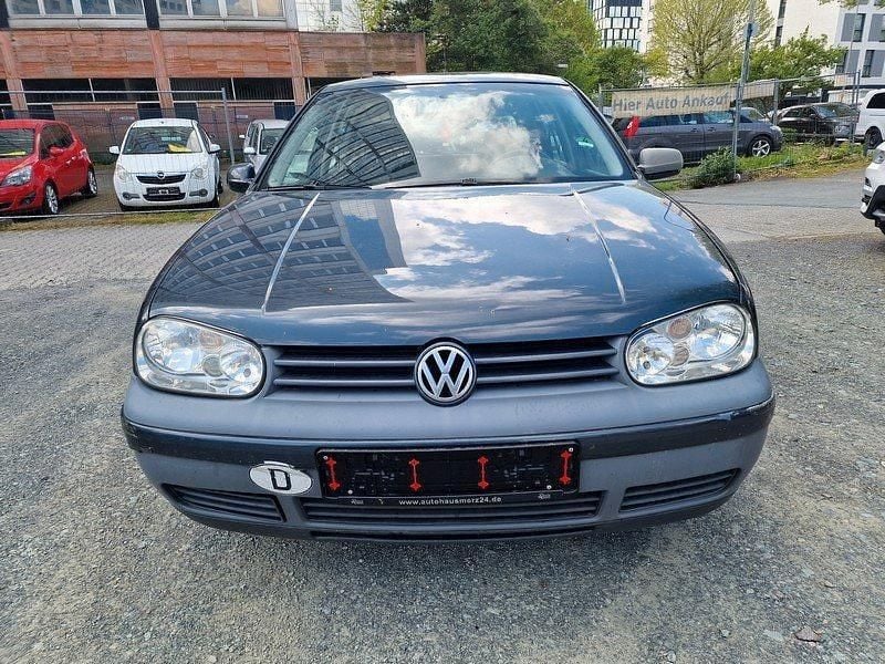 Second-hand VW Golf IV Pacific 75 CP (55 kW) 2003 Gri Hatchback