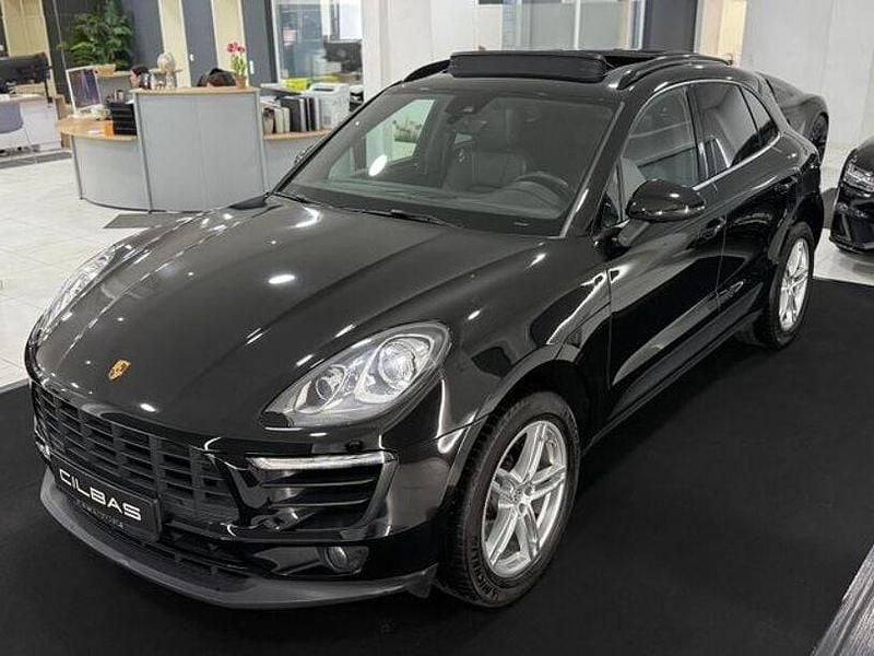 Second-hand Porsche Macan 252 CP (185 kW) 2018 Negru SUV