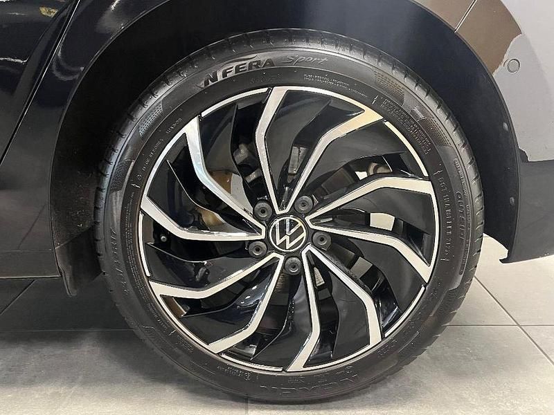 Gebraucht VW Golf VIII Move 116 PS (85 kW) 2024 Schwarz Limousine