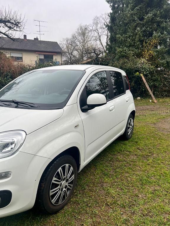 Gebraucht Fiat Panda 69 PS (50 kW) 2017 Weiß Kleinwagen