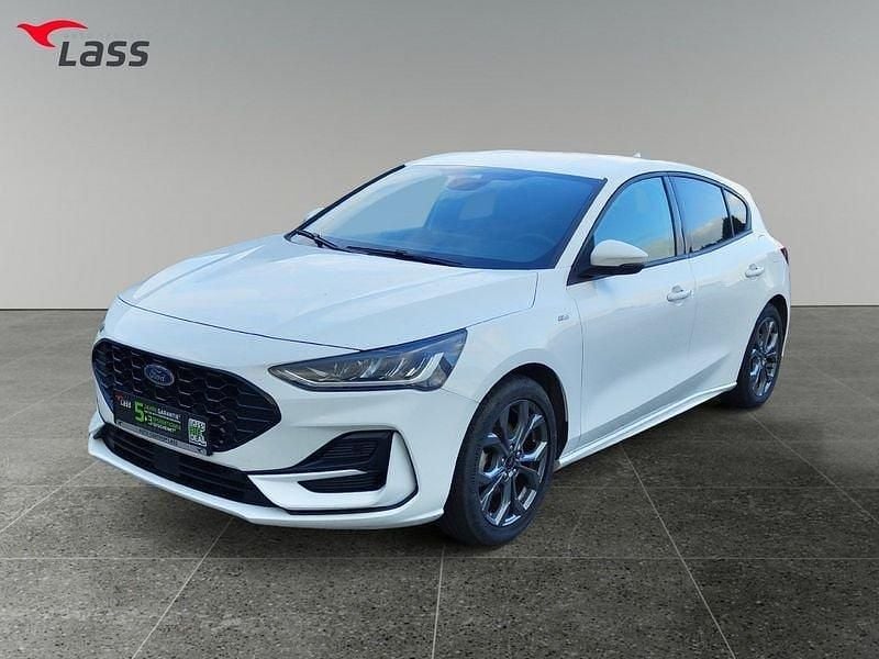 Gebraucht Ford Focus ST-Line X 125 PS (91 kW) 2023 Frost weiss Limousine