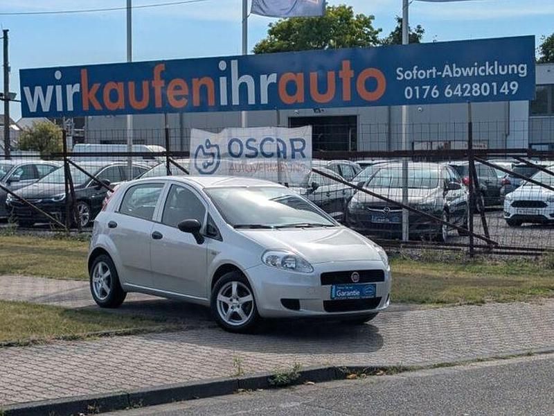 Silber Gebraucht 2013 Fiat Punto Pop Kleinwagen | 4.699 € (Fairer Preis) - Bild 1/4