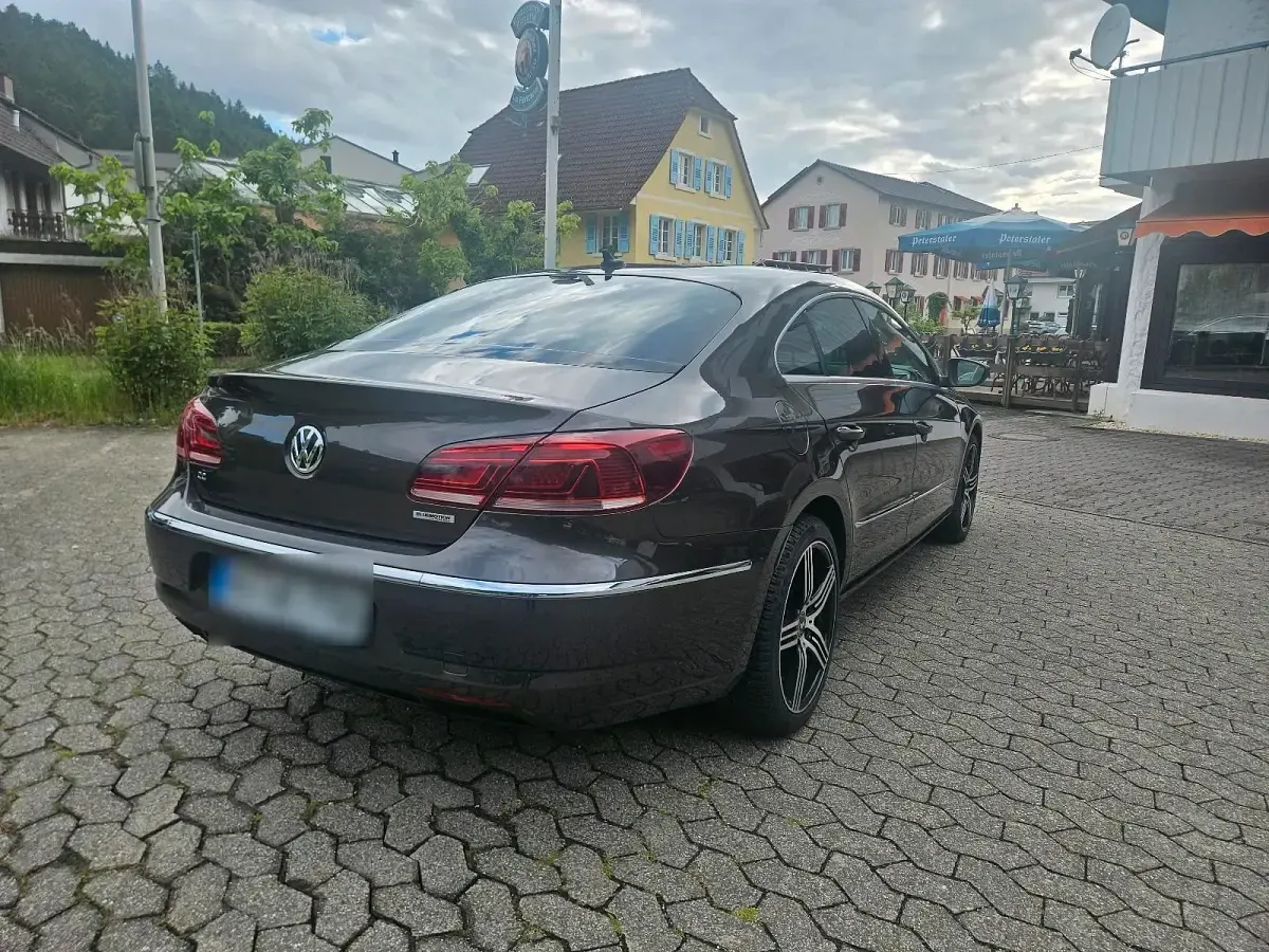 Gebraucht VW CC 140 PS (102 kW) 2013 Braun Limousine