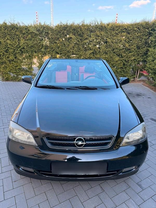 Gebraucht Opel Astra Cabriolet 125 PS (91 kW) 2003 Schwarz Cabrio